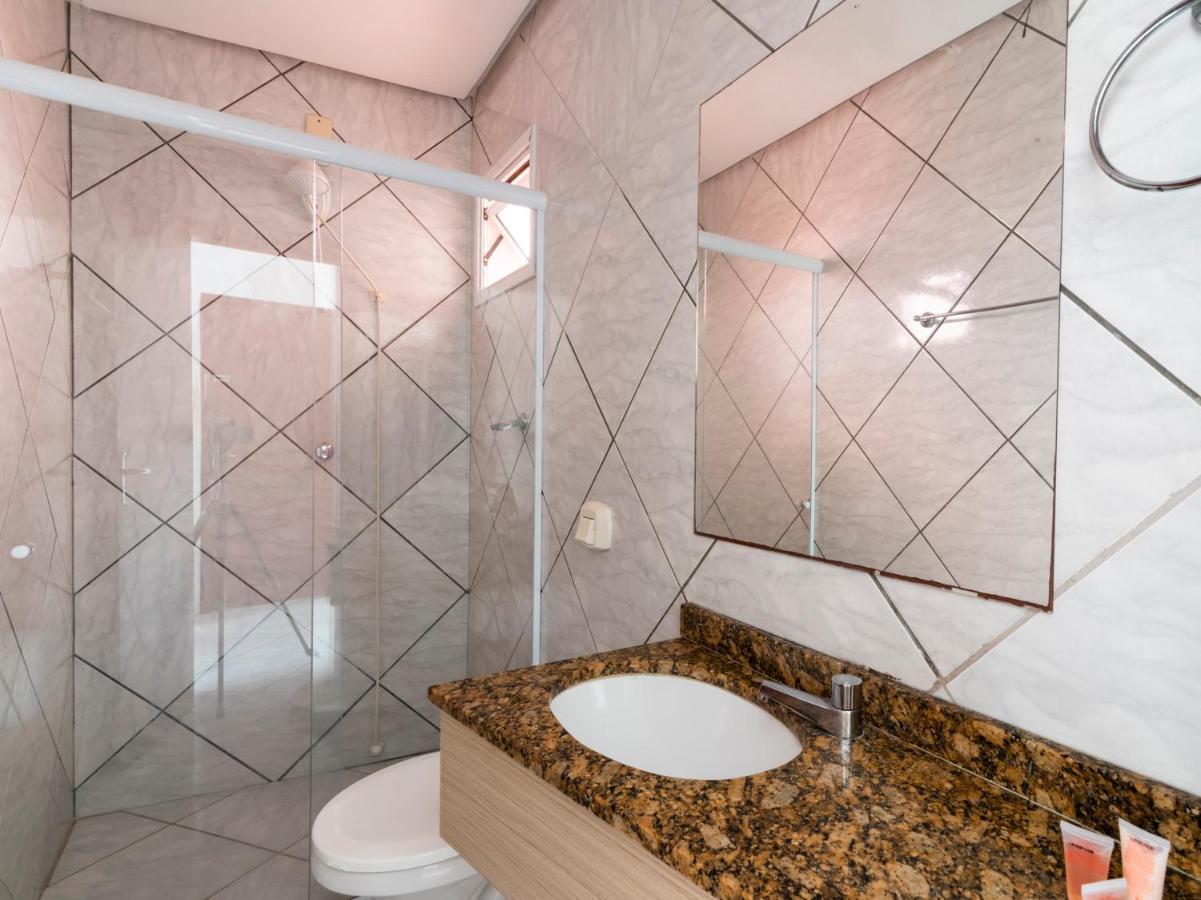 Oyo Portal Torres Hotel Passo de Torres Kültér fotó